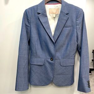 Banana Republic Lightweight Wool Jacket and Ankle Length Pant Suit